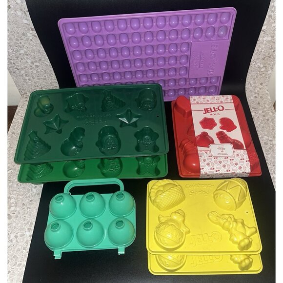 Jello Jigglers Molds Holidays Christmas Easter Santa Jellybeans Mittens Lot of 7 - Picture 1 of 2